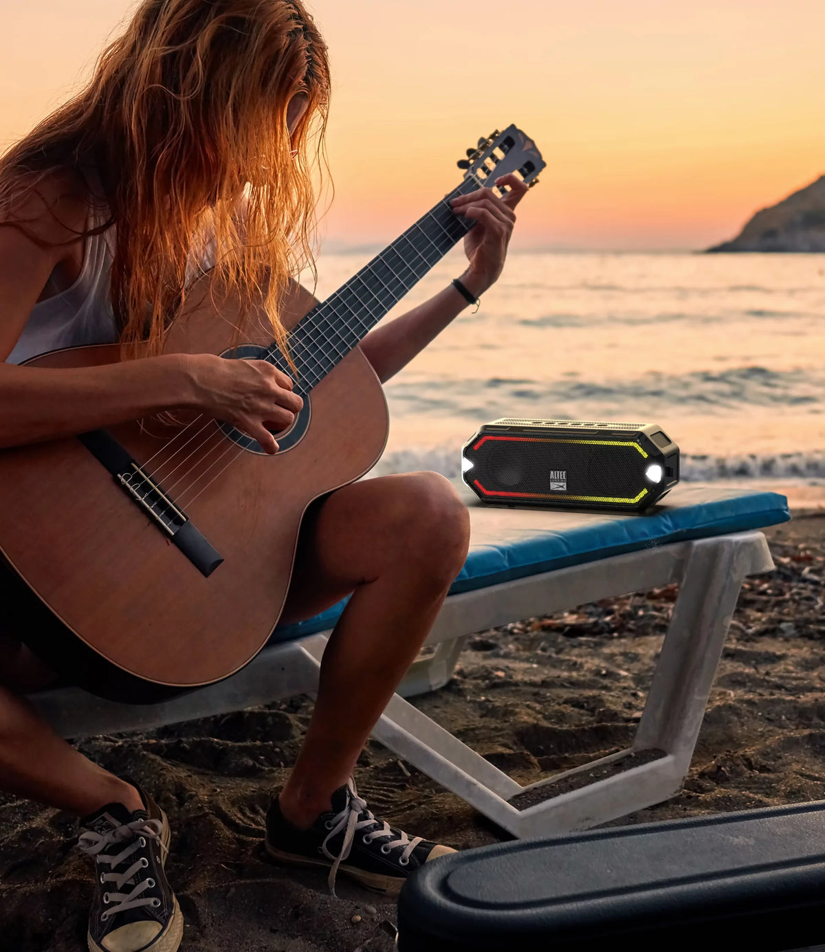Black Wireless Bluetooth Speaker O99369