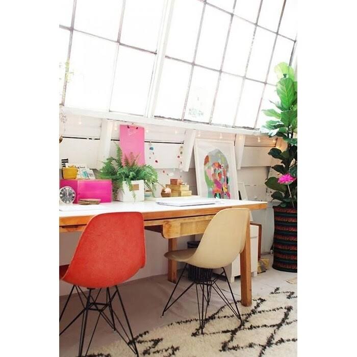 Set of 4 Black Plastic Dining Room Chairs P918474