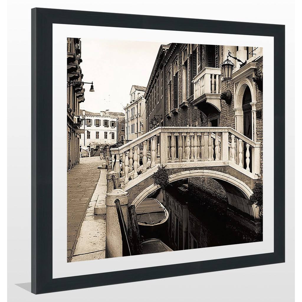 Framed Photographic Print H2057