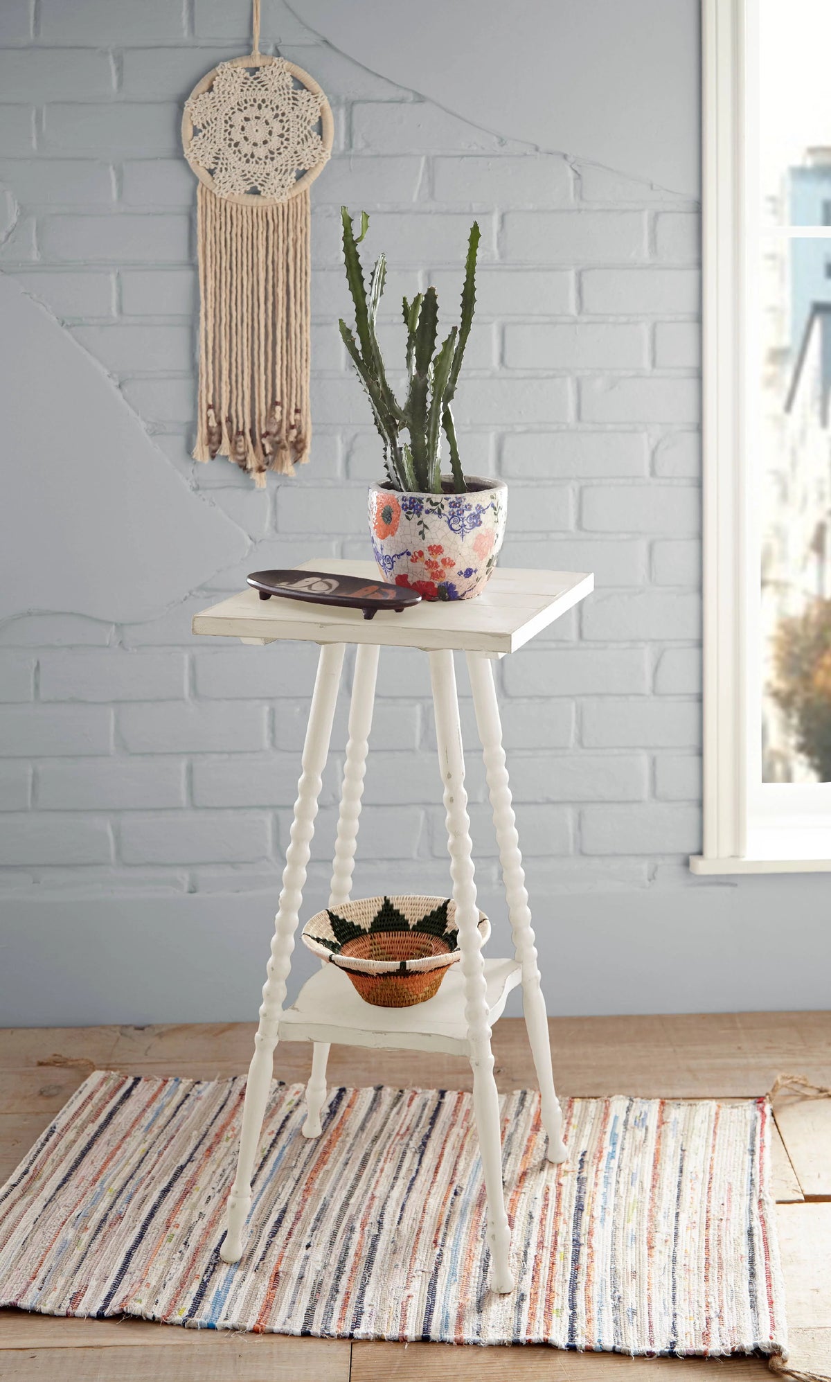 White Ultra Flat Interior Chalk Style Paint L577