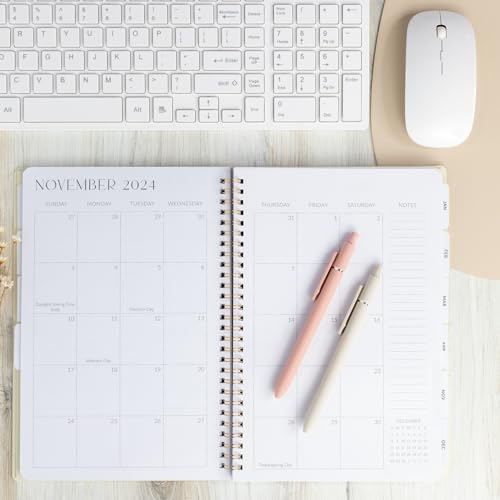 7" x 10" Daily Planner J868029