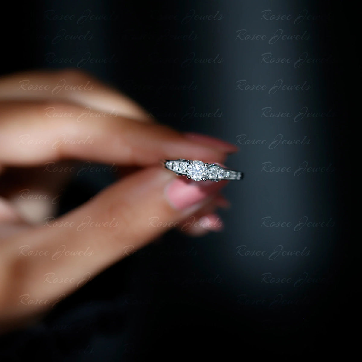 925 Sterling Silver Moissanite Solitaire Ring J61271
