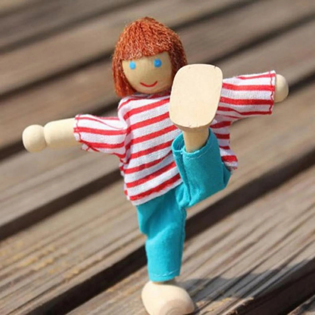 Flexible Wooden Dolls Family of 4 B623