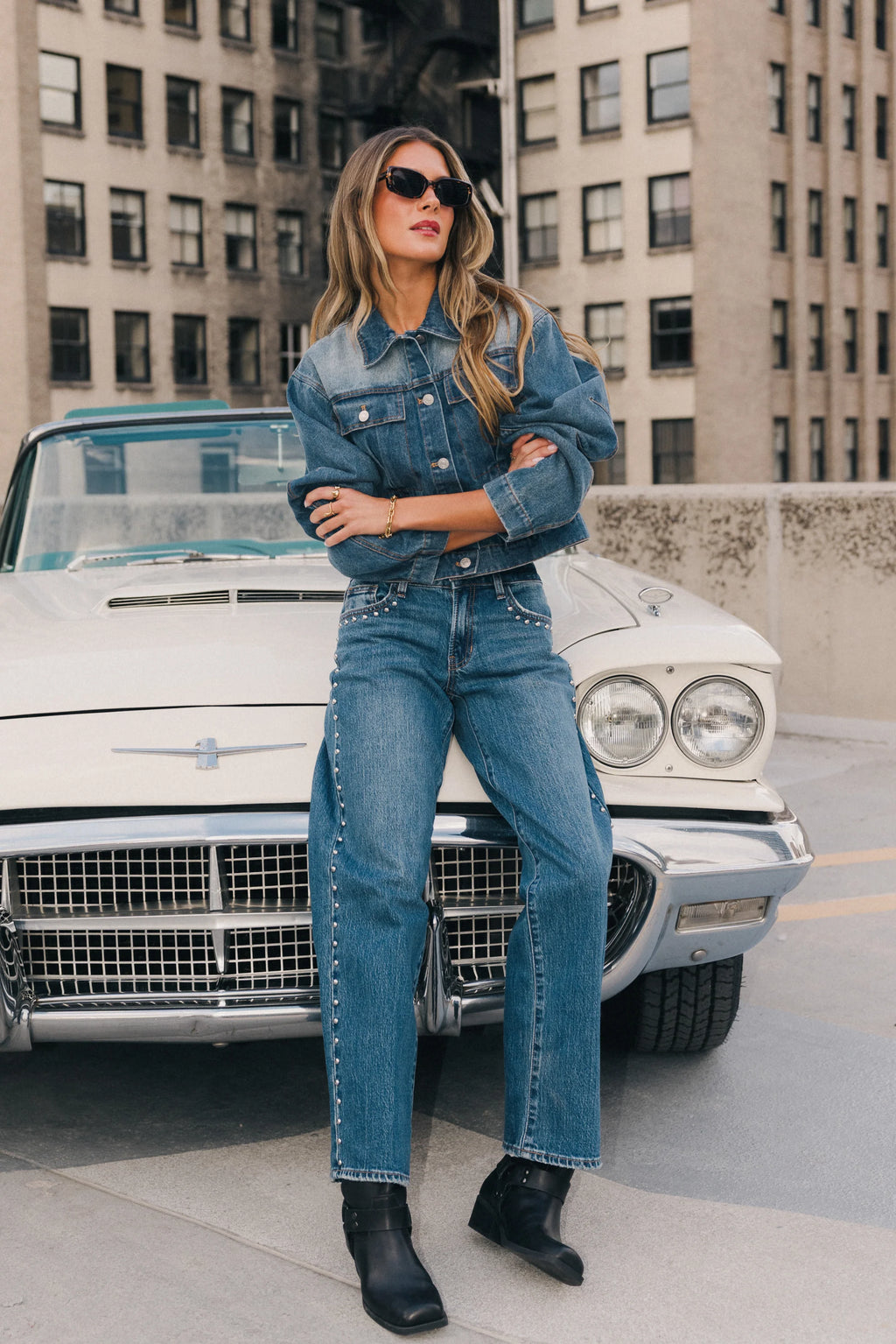 Studded Baggy Jeans C7613