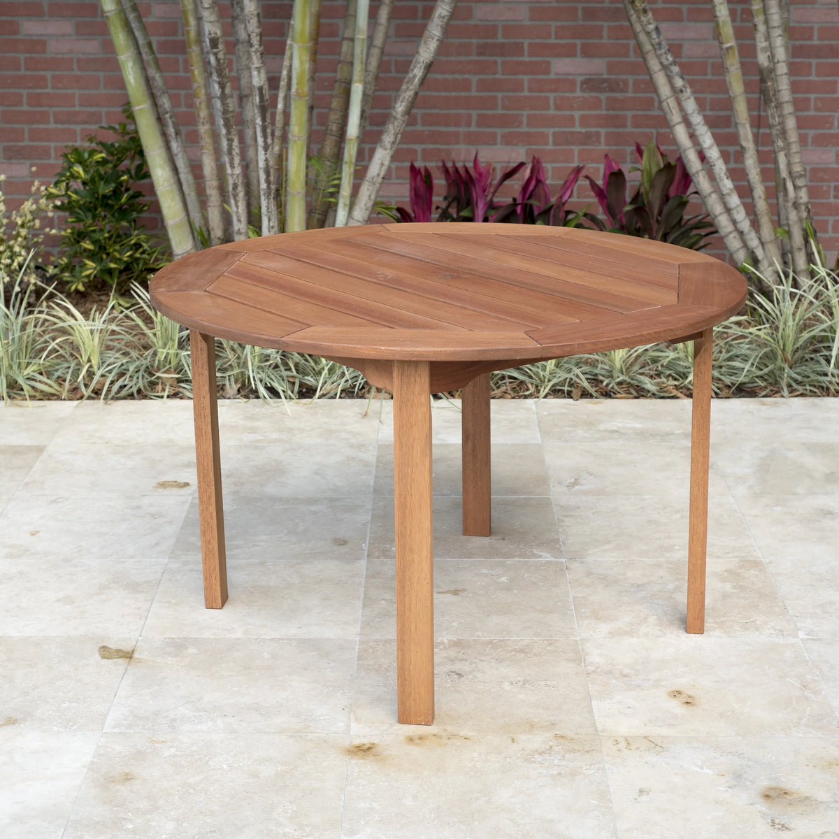 Eucalyptus Wood Outdoor Round Table N6780