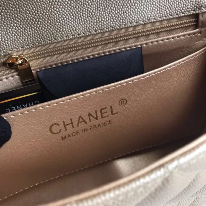 Caviar Calfskin Bag N61239